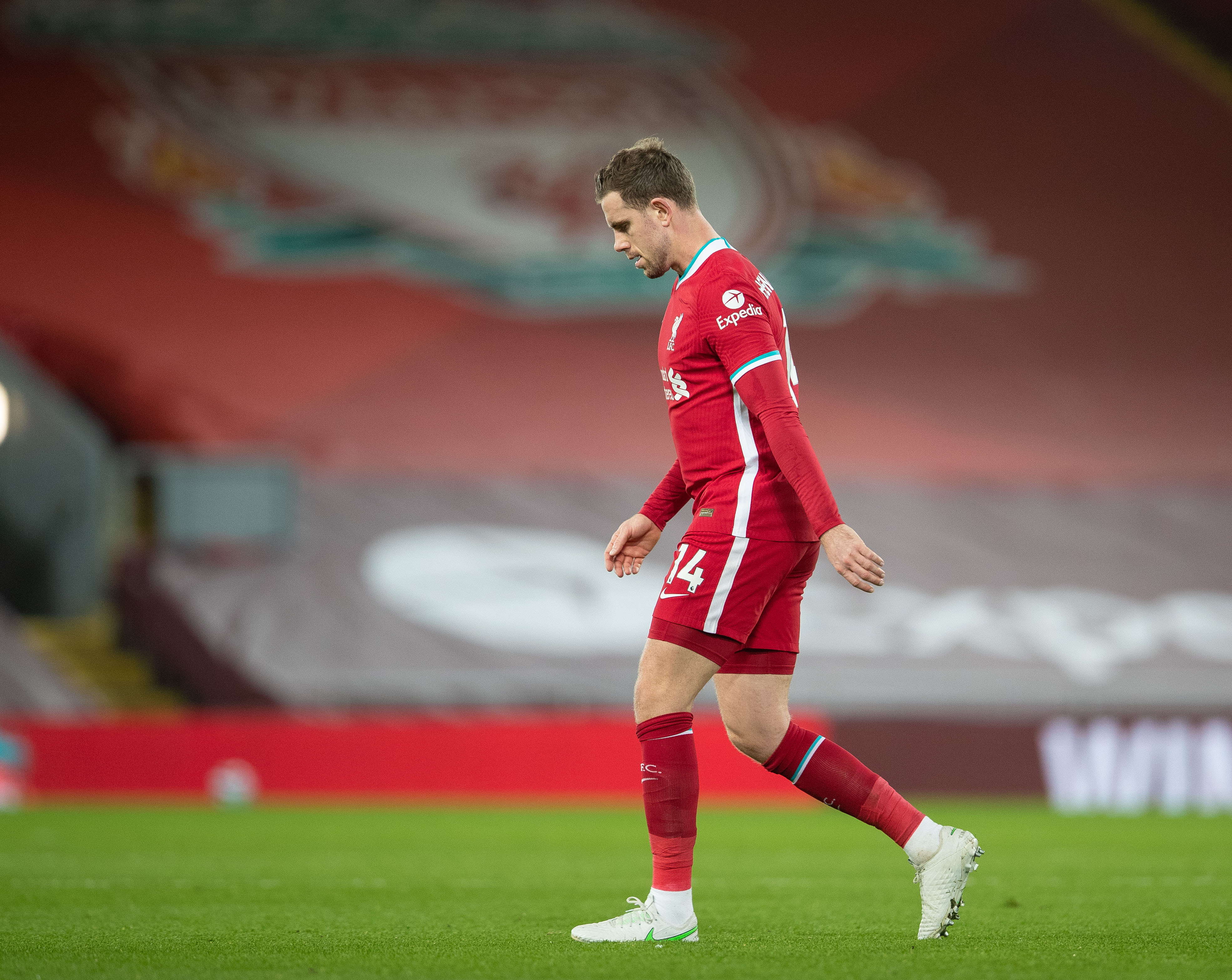 多特防守不稳丢分（多特后防不稳致失分）