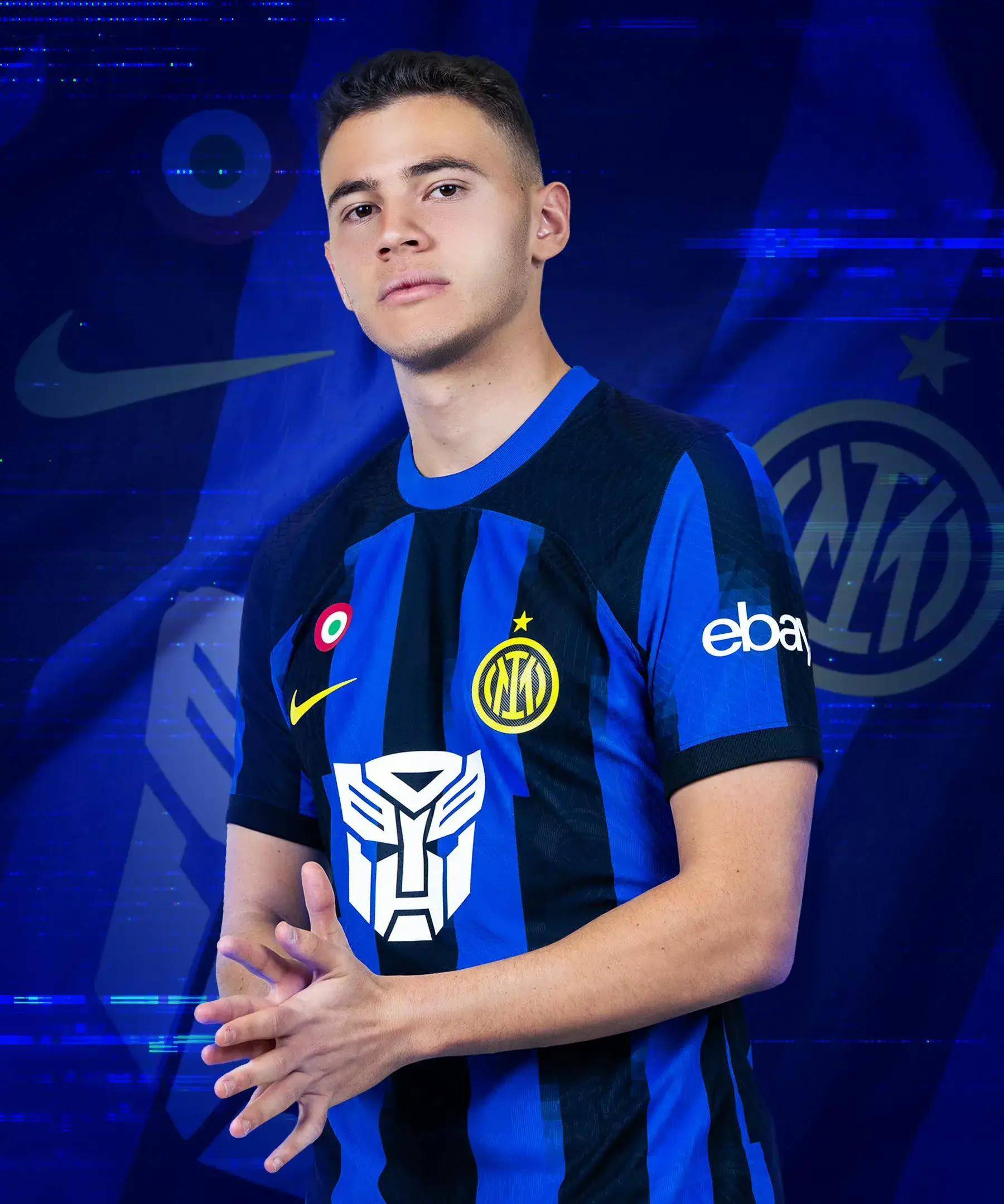 中国球员留洋要分几步走？看看日本足球的“参考答案”（中国球员如何分步留洋？日本足球给出示范）